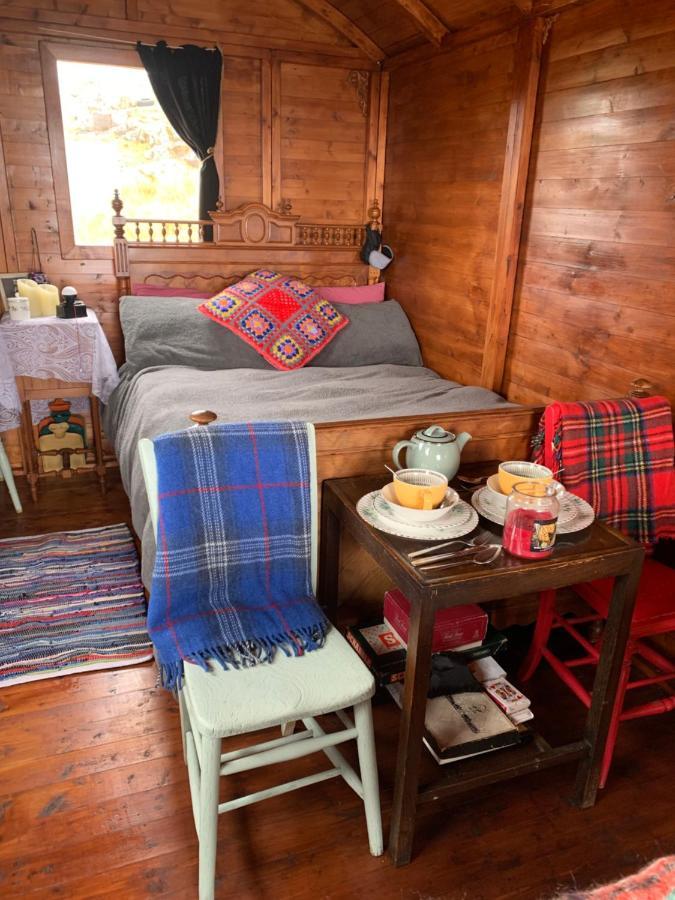 Eco Crofters Wagon By The Beach Oldshoremore Екстер'єр фото